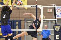 Robert Vendettoli/Boulder City Review Boulder City's Gibson Lamoreaux spikes the ball against C ...