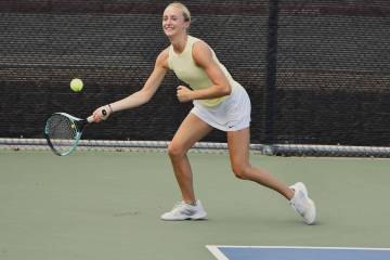 Robert Vendettoli/Boulder City Review Boulder City High School senior tennis star Chelsi Larson ...