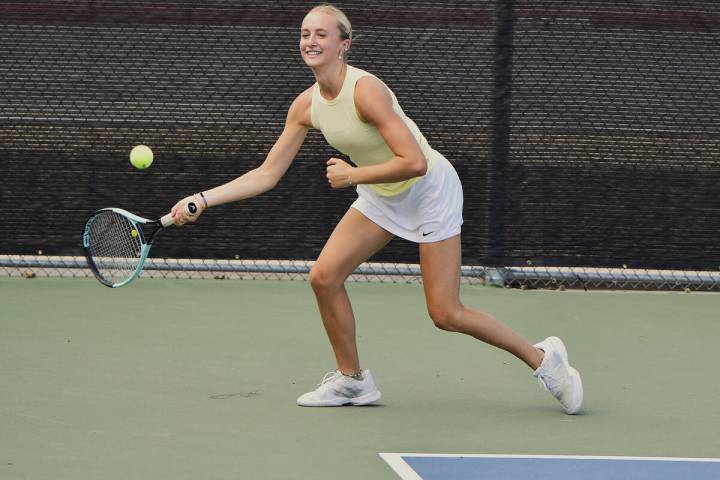 Robert Vendettoli/Boulder City Review Boulder City High School senior tennis star Chelsi Larson ...